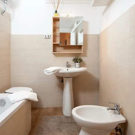 아파트 Rondanini Flat 2 *
